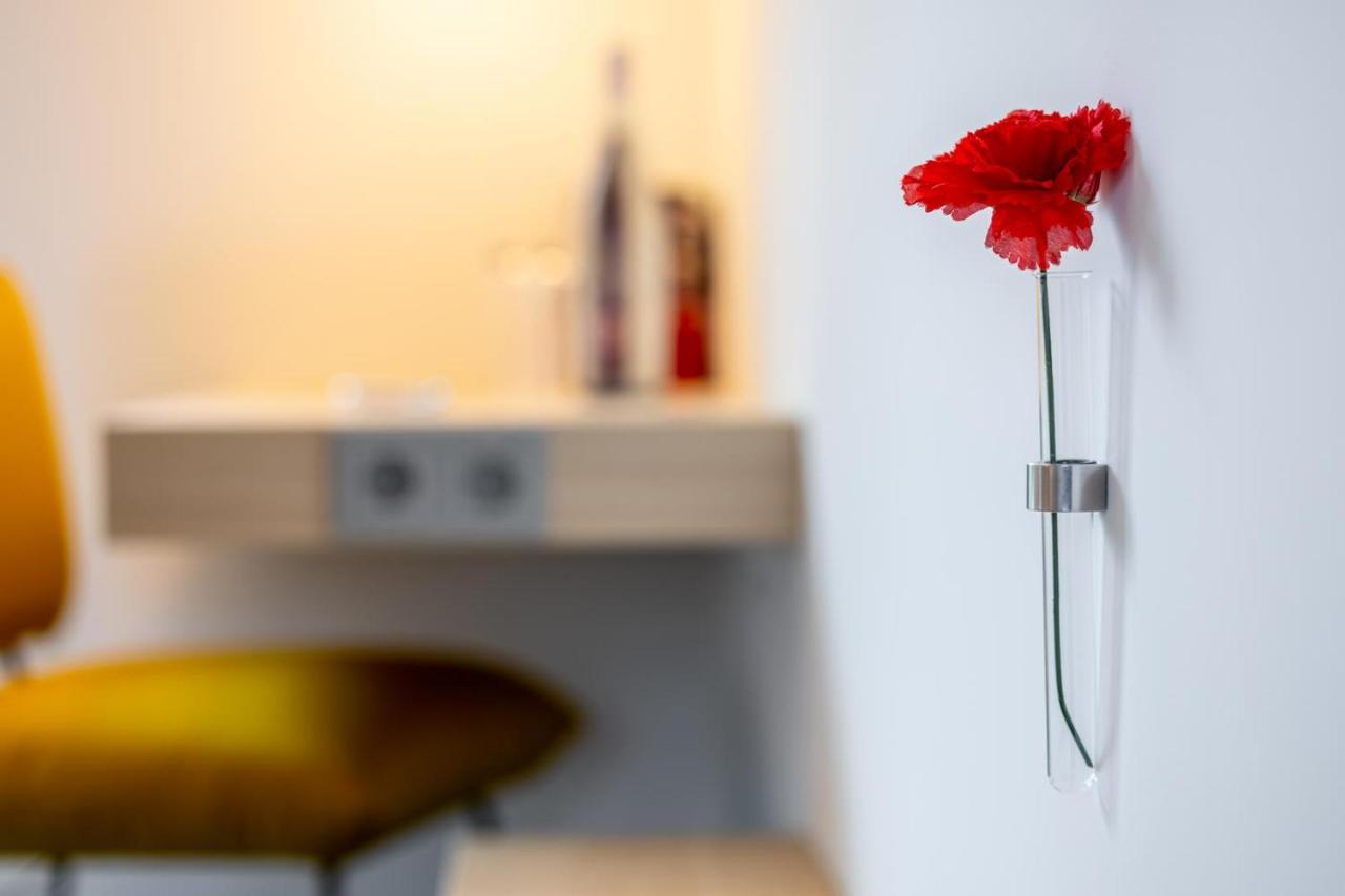 Serways Hotel Hoesel Ratingen Eksteriør billede