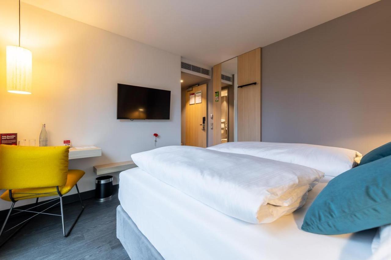 Serways Hotel Hoesel Ratingen Eksteriør billede