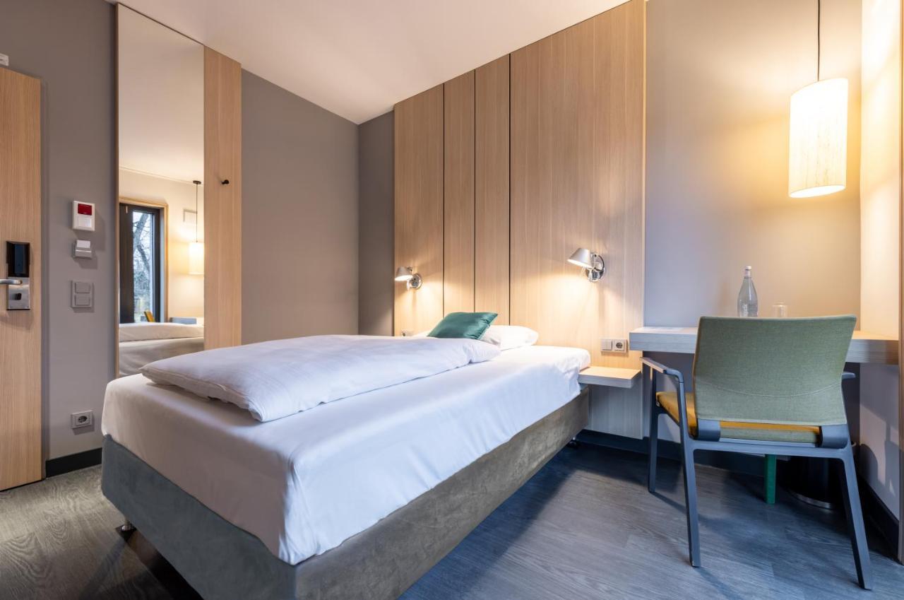Serways Hotel Hoesel Ratingen Eksteriør billede